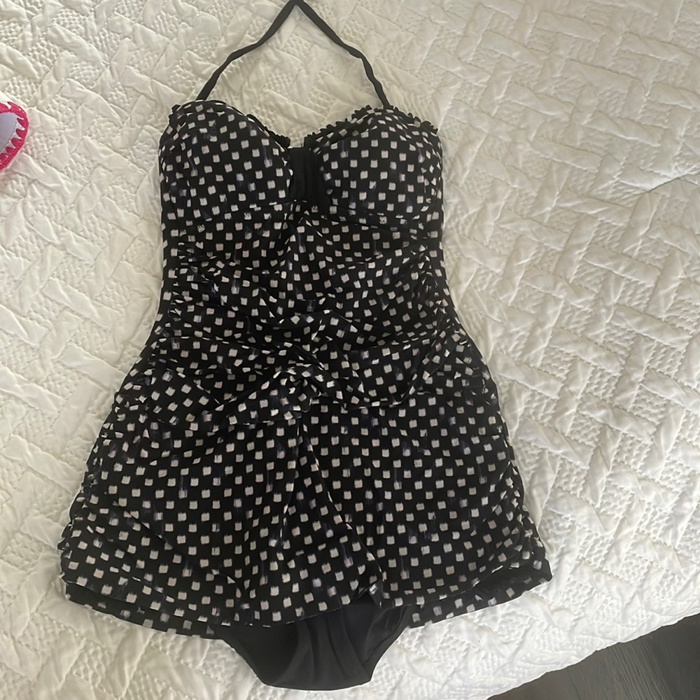 Macys One Piece Swimsuit With Skirt Detail Gem